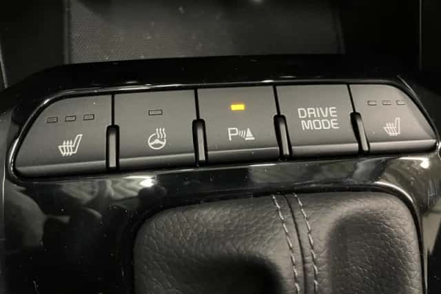 Kia Stonic (2023) thumbnail 12