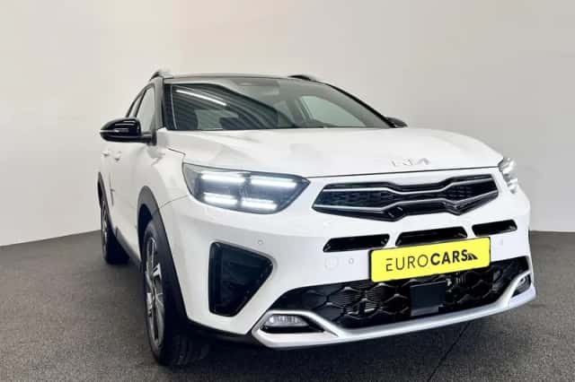 Kia Stonic (2023) thumbnail 5