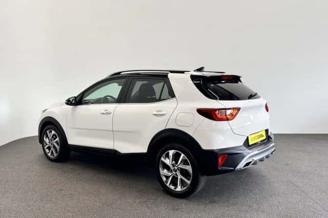 Kia Stonic (2023) thumbnail 6