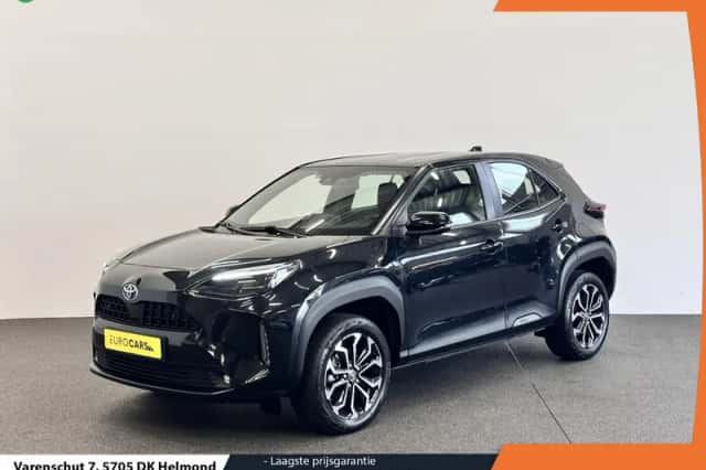 Toyota Yaris Cross (2024) thumbnail 1