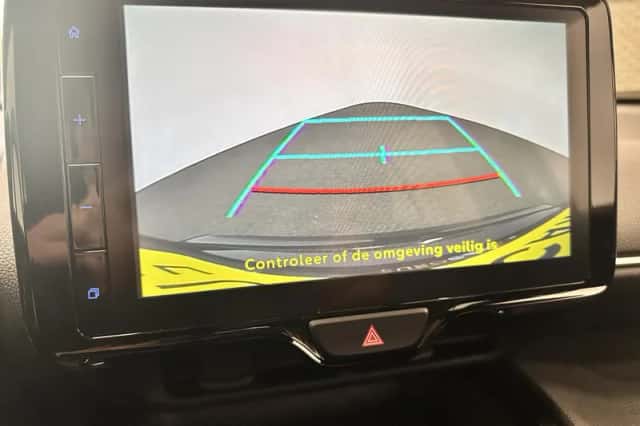 Toyota Yaris Cross (2024) thumbnail 3