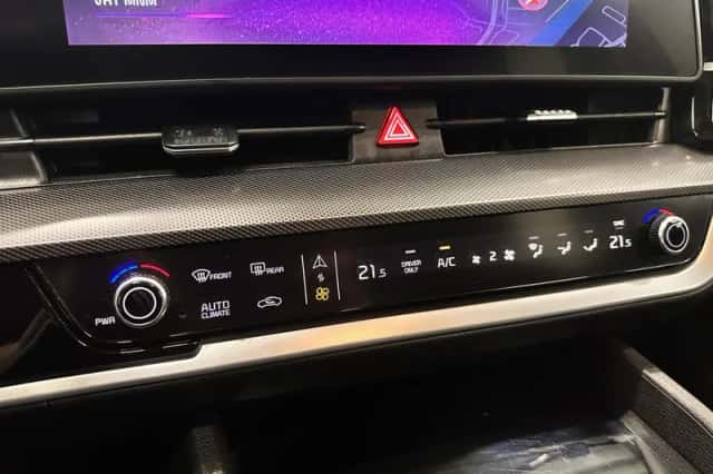 Kia Sportage (2024) thumbnail 18