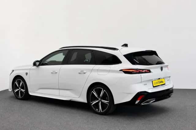 Peugeot 308 (2024) thumbnail 3