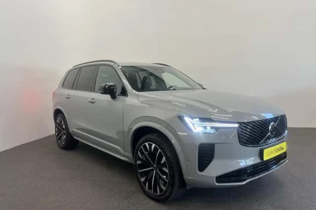 Volvo XC90 (2025) thumbnail 3