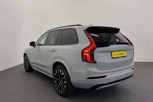 Volvo XC90 (2025) thumbnail 6