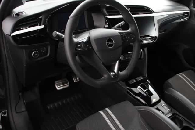 Opel Corsa (2025) thumbnail 2
