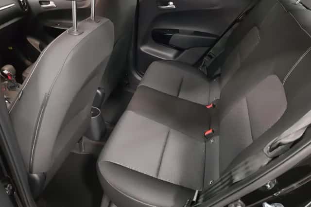 Kia Picanto (2023) thumbnail 8