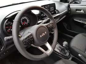 Kia Picanto (2023) thumbnail 9