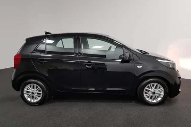 Kia Picanto (2023) thumbnail 5