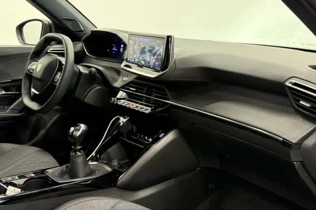 Peugeot 2008 (2025) thumbnail 15