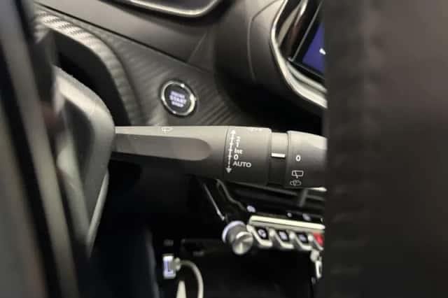 Peugeot 2008 (2025) thumbnail 25