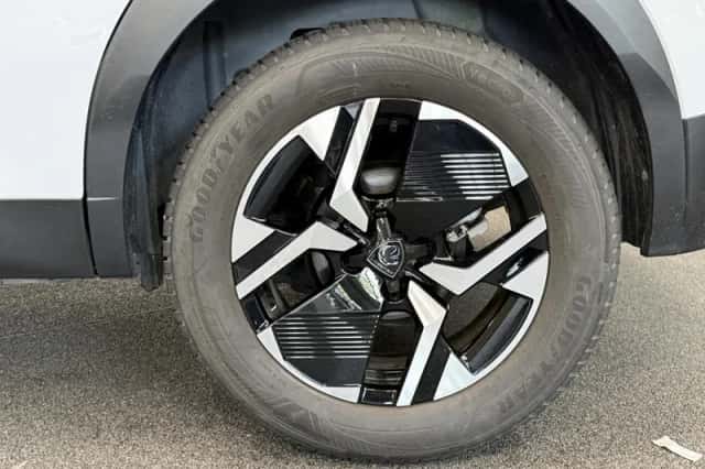 Peugeot 2008 (2025) thumbnail 41
