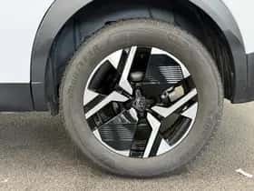 Peugeot 2008 (2025) thumbnail 41