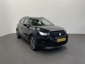 SEAT Arona (2022) thumbnail 3