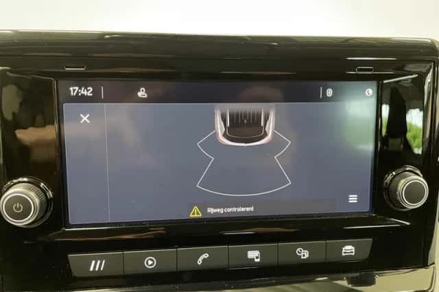 SEAT Arona (2022) thumbnail 21