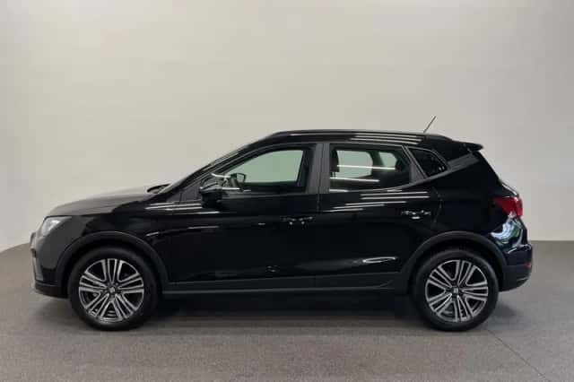 SEAT Arona (2022) thumbnail 4