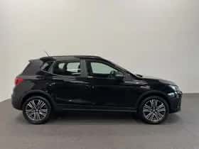 SEAT Arona (2022) thumbnail 5