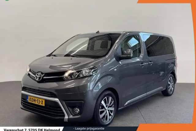 Toyota Proace (2022) thumbnail 1