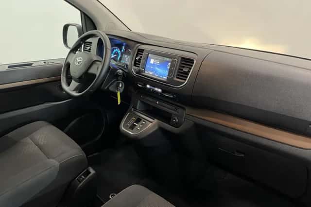 Toyota Proace (2022) thumbnail 9