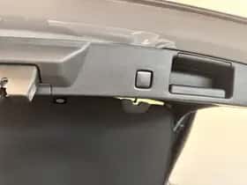 Ford Kuga (2025) thumbnail 24