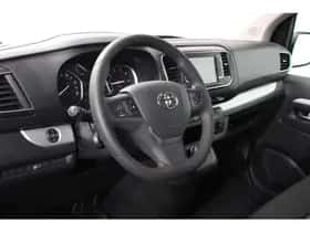 Toyota Proace (2022) thumbnail 2