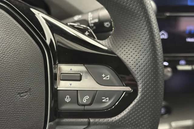 Peugeot 408 (2024) thumbnail 27
