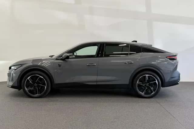 Peugeot 408 (2024) thumbnail 4