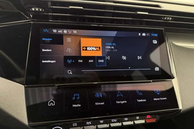 Peugeot 408 (2024) thumbnail 31