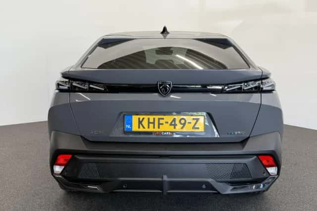 Peugeot 408 (2024) thumbnail 7