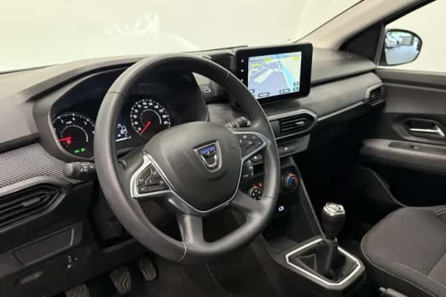 Dacia Sandero (2022) thumbnail 9