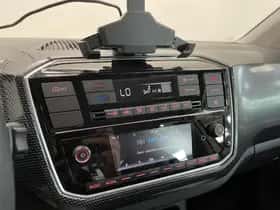 Volkswagen Up! (2021) thumbnail 15