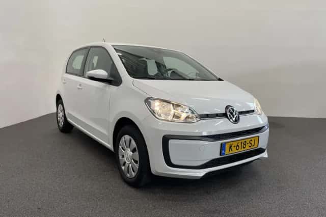 Volkswagen Up! (2021) thumbnail 3