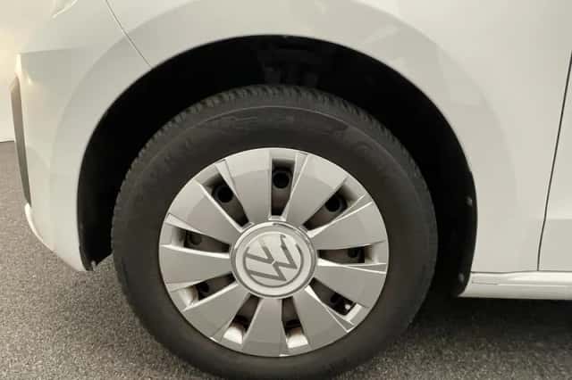 Volkswagen Up! (2021) thumbnail 26