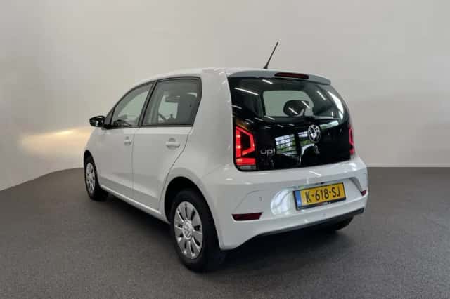 Volkswagen Up! (2021) thumbnail 6