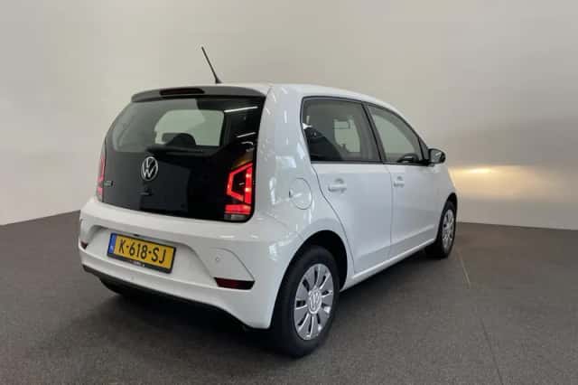 Volkswagen Up! (2021) thumbnail 8