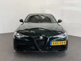 Alfa Romeo Giulia (2021) thumbnail 2