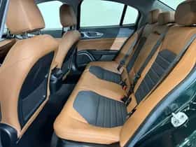 Alfa Romeo Giulia (2021) thumbnail 12