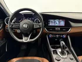 Alfa Romeo Giulia (2021) thumbnail 20