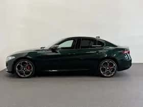 Alfa Romeo Giulia (2021) thumbnail 5