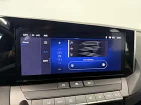 Opel Astra (2023) thumbnail 24