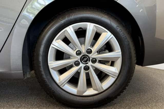 Opel Astra (2023) thumbnail 32