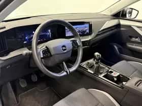 Opel Astra (2023) thumbnail 9
