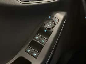 Ford Fiesta (2022) thumbnail 25