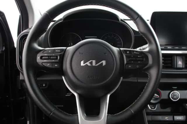 Kia Picanto (2023) thumbnail 16