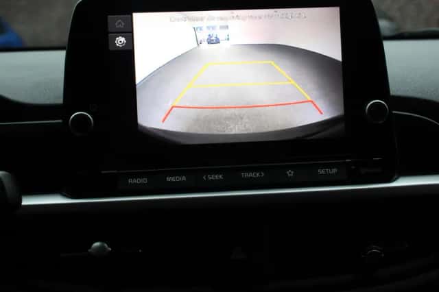 Kia Picanto (2023) thumbnail 3