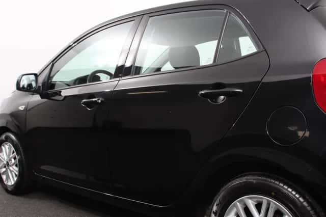 Kia Picanto (2023) thumbnail 28