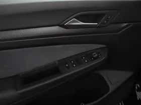 Volkswagen Golf (2024) thumbnail 13