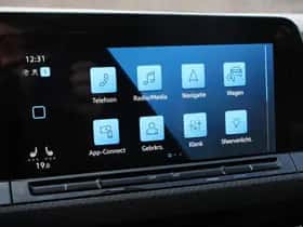 Volkswagen Golf (2024) thumbnail 21