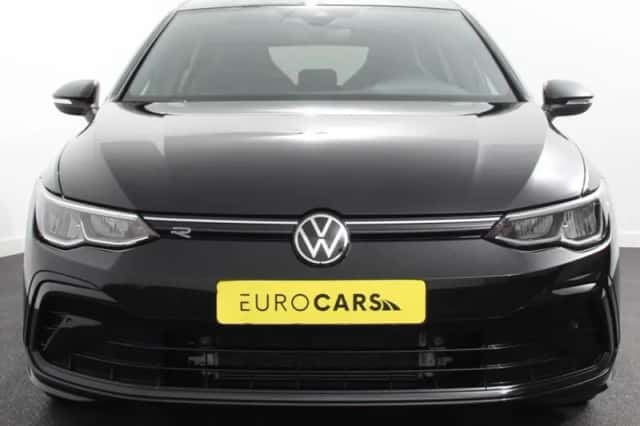 Volkswagen Golf (2024) thumbnail 4