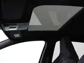 Volkswagen Golf (2024) thumbnail 32